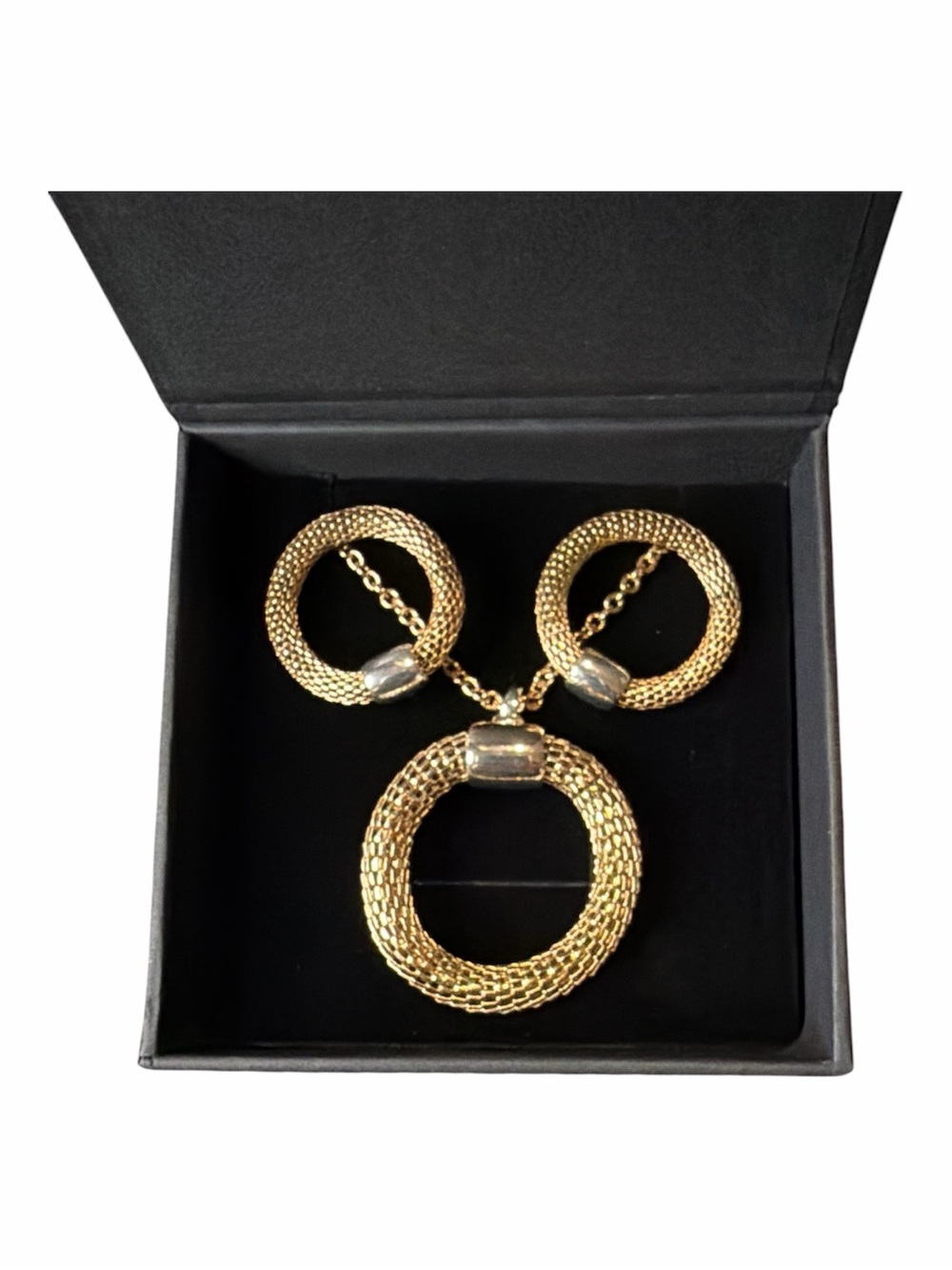 Vintage Avon SHB Gold Tone Mesh Circle Necklace & Earrings Set 16”+3” Extender